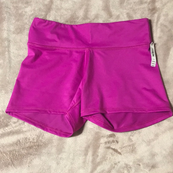 Victoria Secret Workout Short - Picture 3 of 6